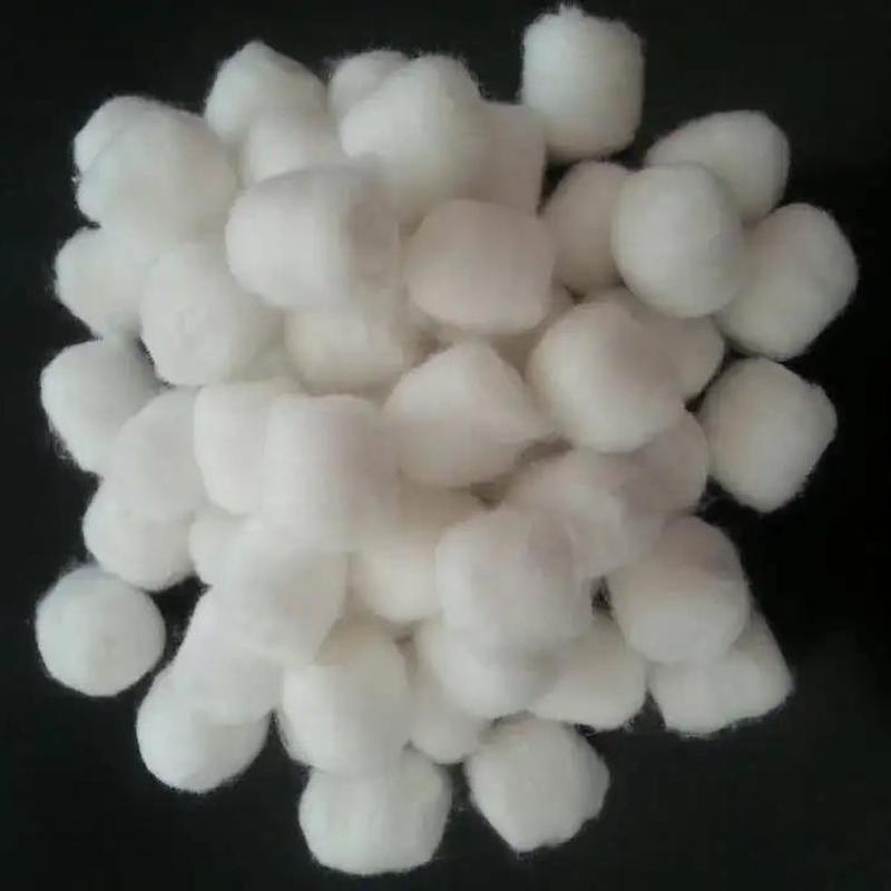 Boules de coton absorbantes jetables m��dicales de boule de coton de st��rilisation en gros d'alcool